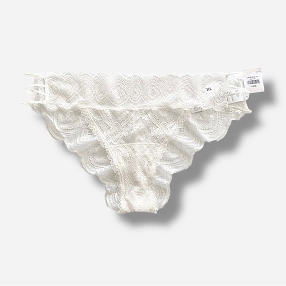 New XL Gilly Hicks lace cheeky panty NWT - Picture 1 of 7